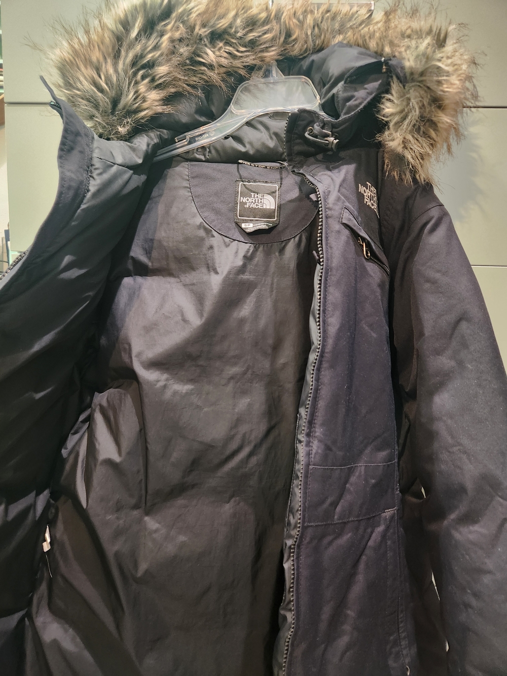 The North Face Women's Black Arctic Parka with Faux Fur Hood - Picture 6 of 11
